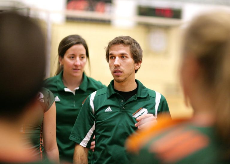 Nouvel entraîneur pour l’équipe de volleyball féminine: Girouard s’amène aux commandes