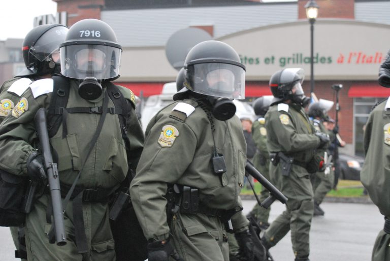 La police au Canada : plus militarisée que jamais