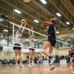 Sherbrooke domine Trois-Rivières dans un match de volleyball féminin