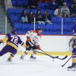 Hockey: Les Patriotes dominent les Golden Hawks